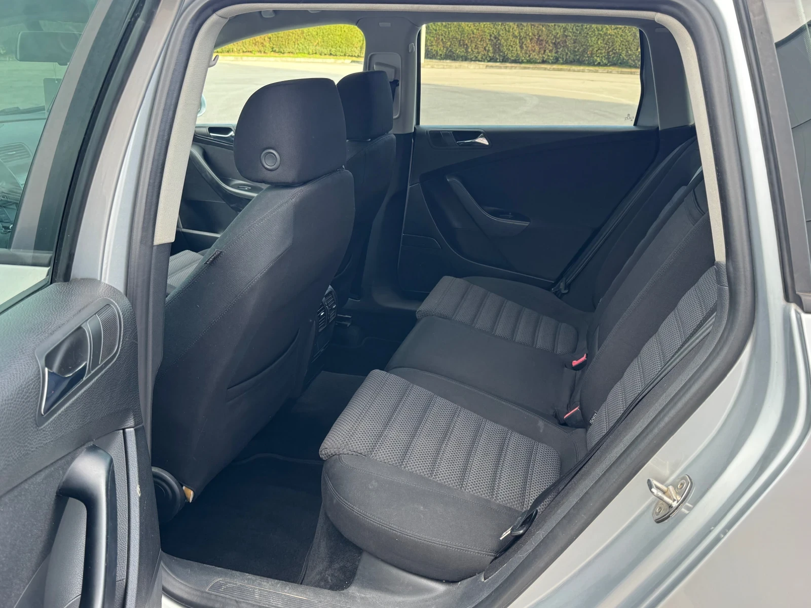 VW Passat AUTOMATIC  , снимка 9 - Автомобили и джипове - 54264187