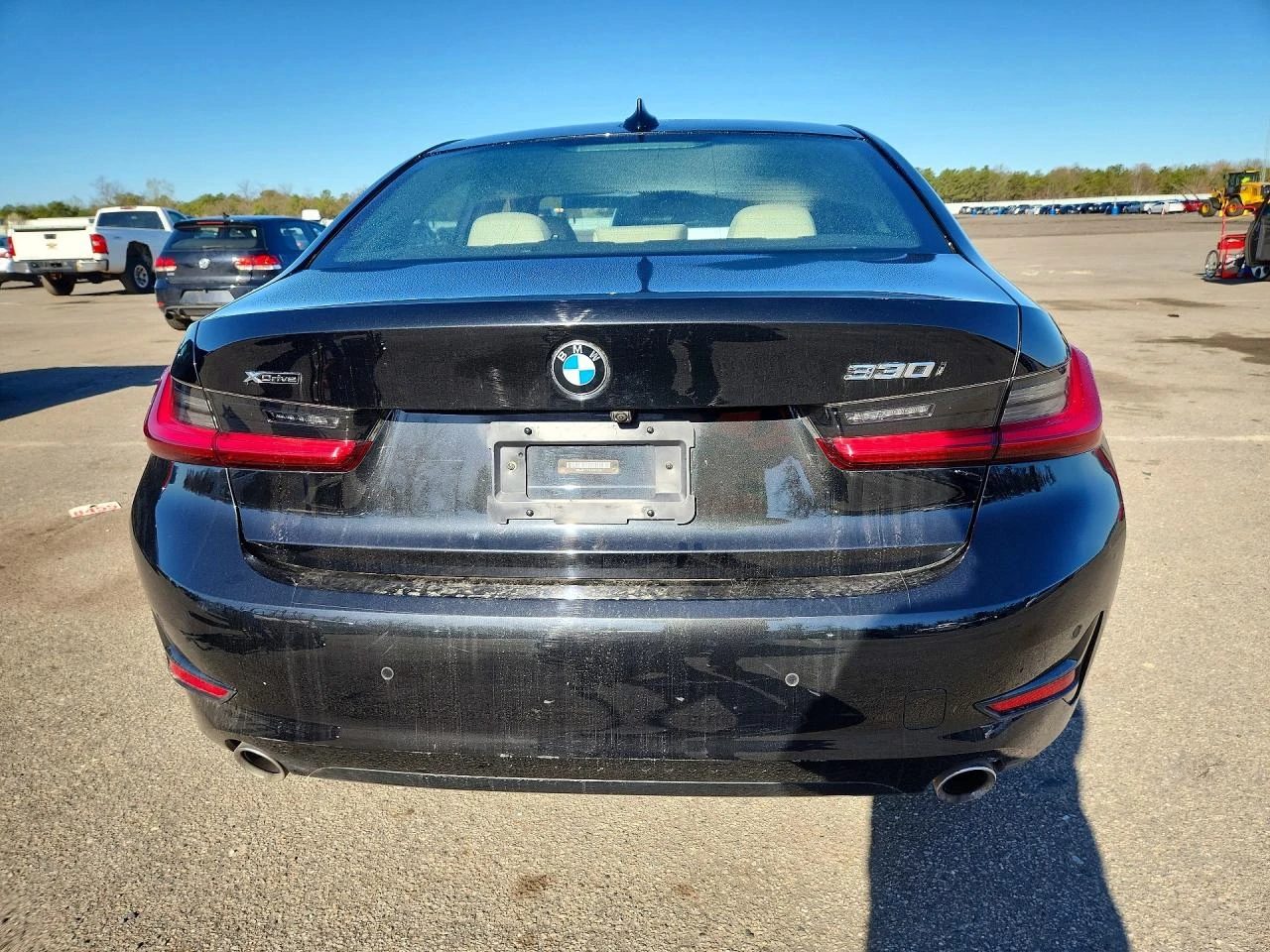 BMW 330 X-Drive* M-Pack* Digital* Distronic, снимка 5 - Автомобили и джипове - 54367742