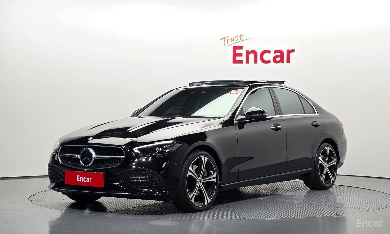 Mercedes-Benz C 300 AMG* LINE* 4MATIC* LANE* ASSIST* 360КАМЕРА* МАСАЖ*