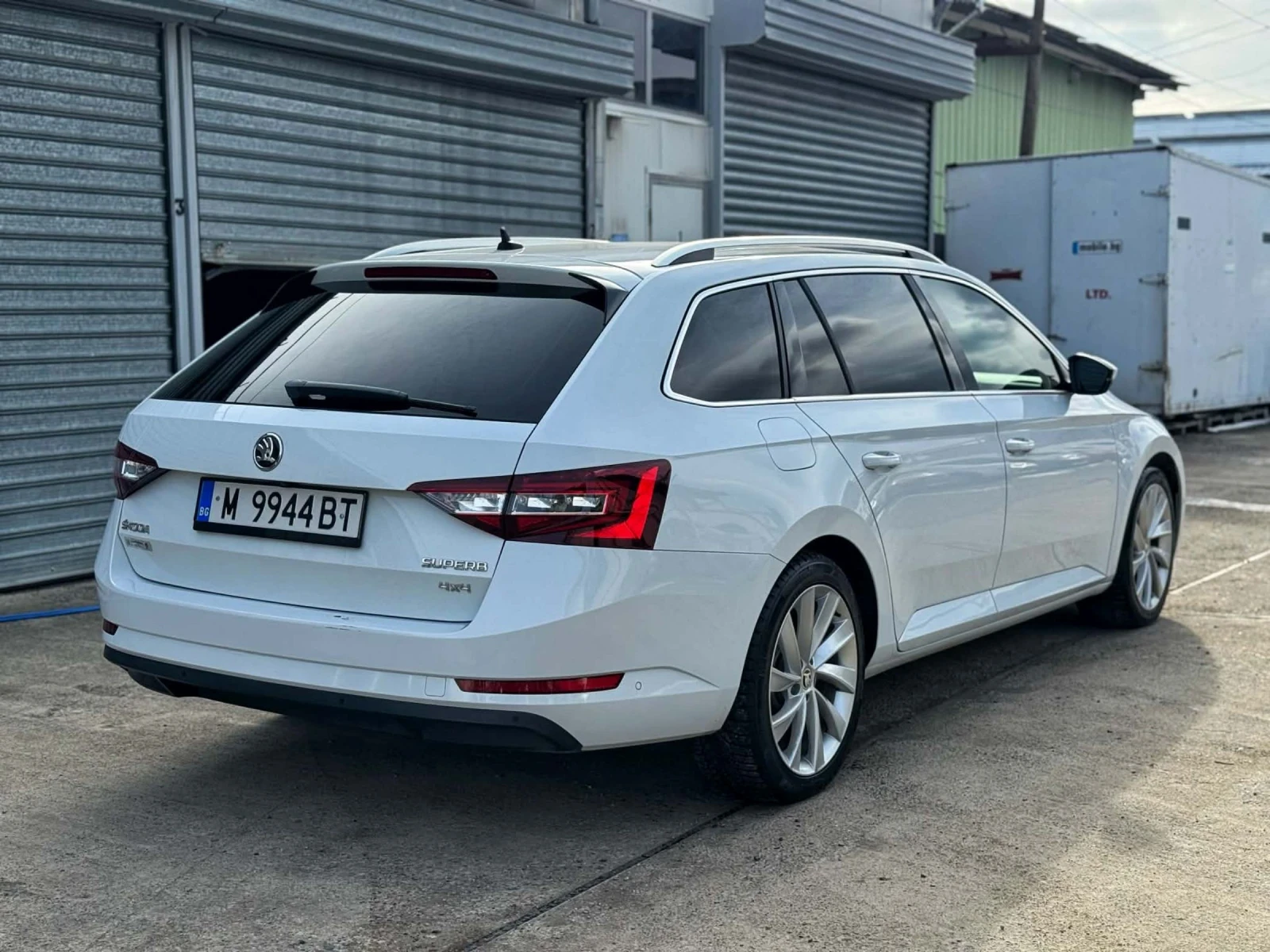 Skoda Superb Matrix FULL, снимка 8 - Автомобили и джипове - 54863603