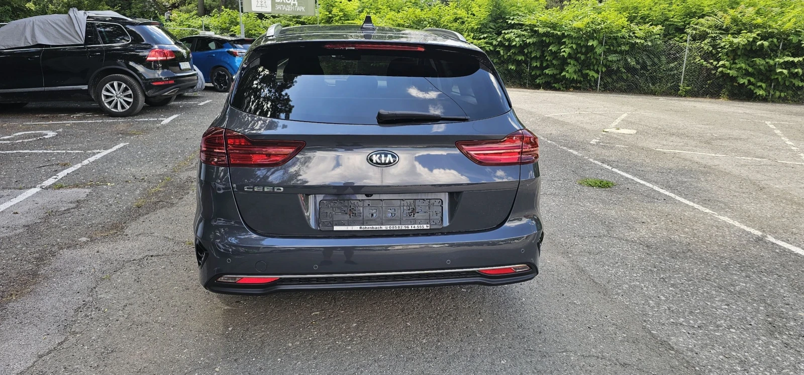 Kia Ceed PREMIUM SW AVTOMAT GERMANY Distronic , снимка 4 - Автомобили и джипове - 54971047