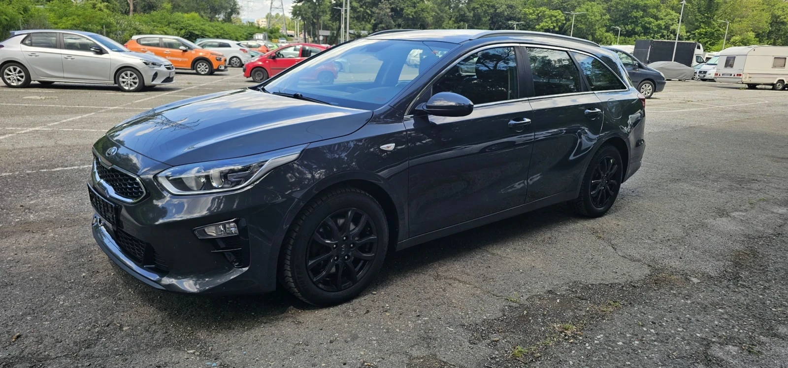 Kia Ceed PREMIUM SW AVTOMAT GERMANY Distronic 