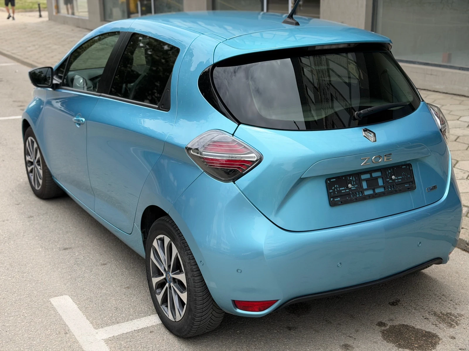 Renault Zoe 52kw* 37000км* Всички екстри* , снимка 17 - Автомобили и джипове - 55021707