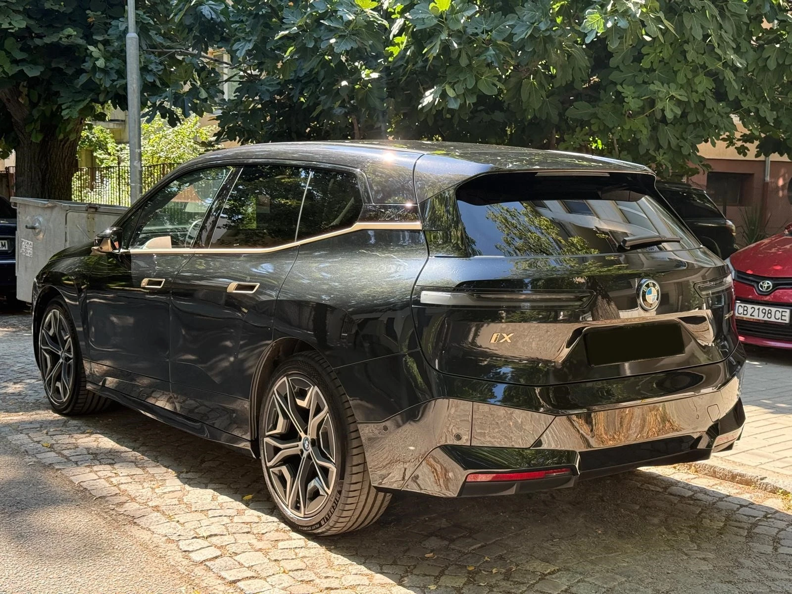 BMW iX 50 xDrive , снимка 3 - Автомобили и джипове - 55560218