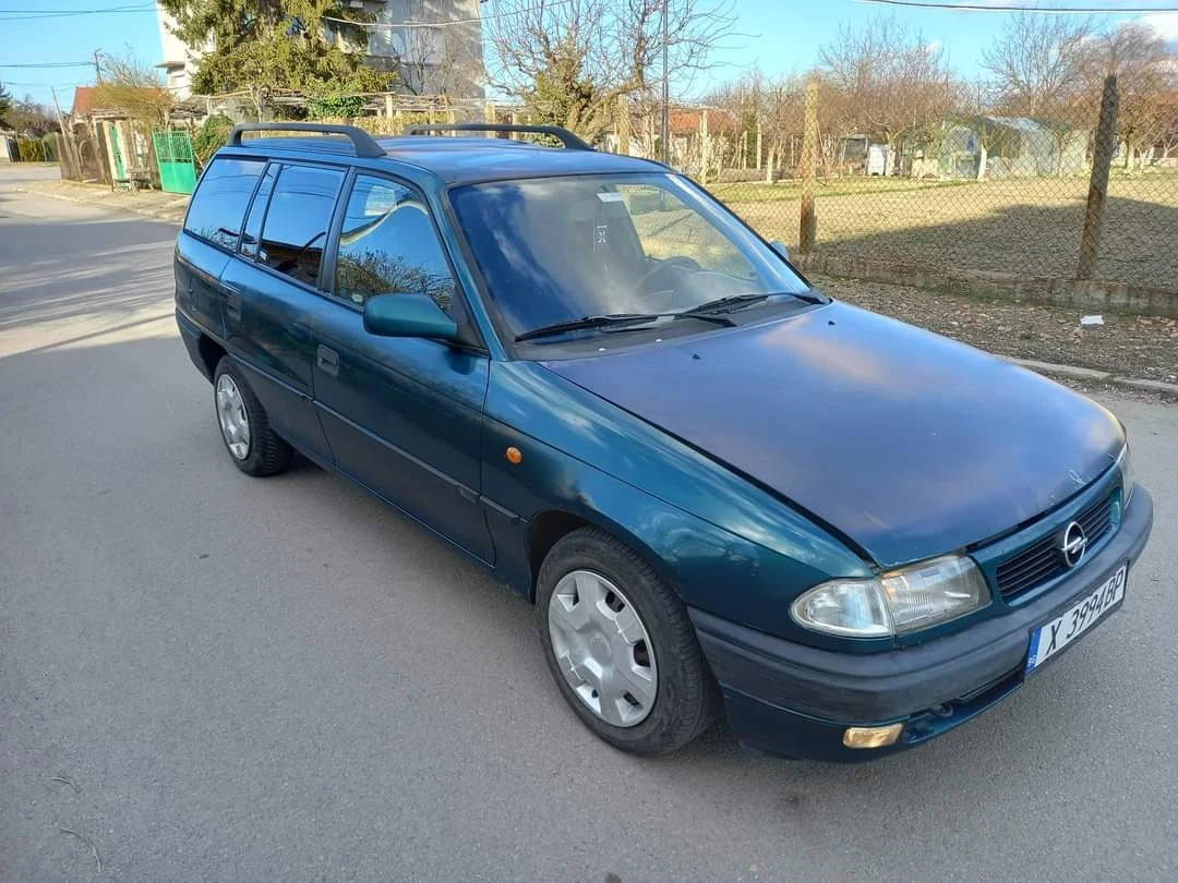 Opel Astra 1.4/80 коня, снимка 15 - Автомобили и джипове - 55967557