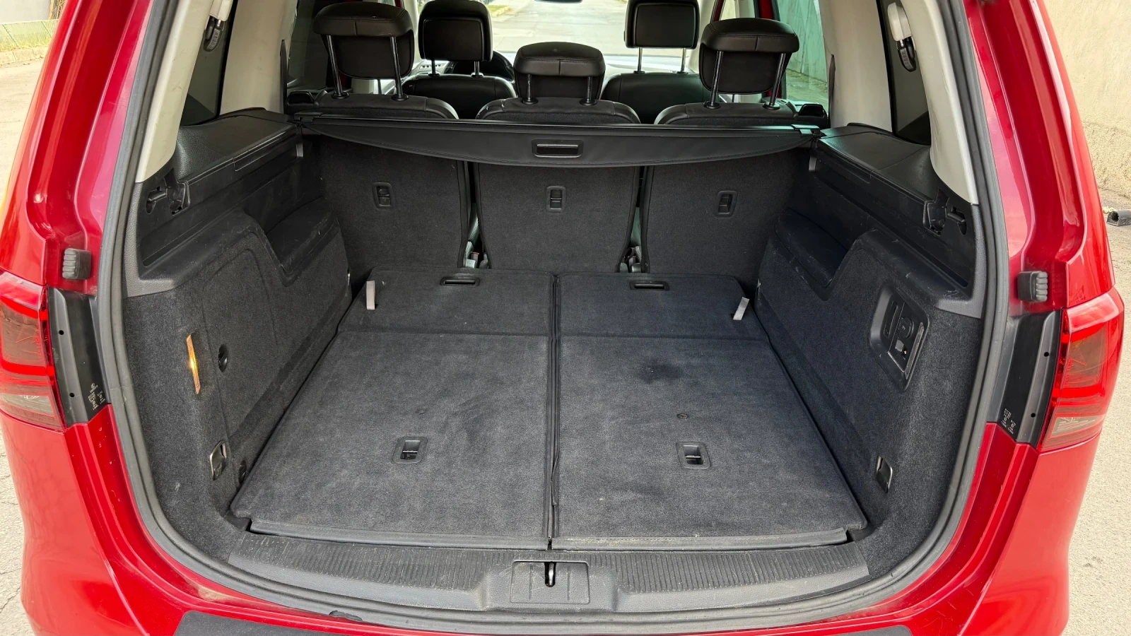 Seat Alhambra 2.0TDI DSG6  6+ 1 м, снимка 15 - Автомобили и джипове - 56162037