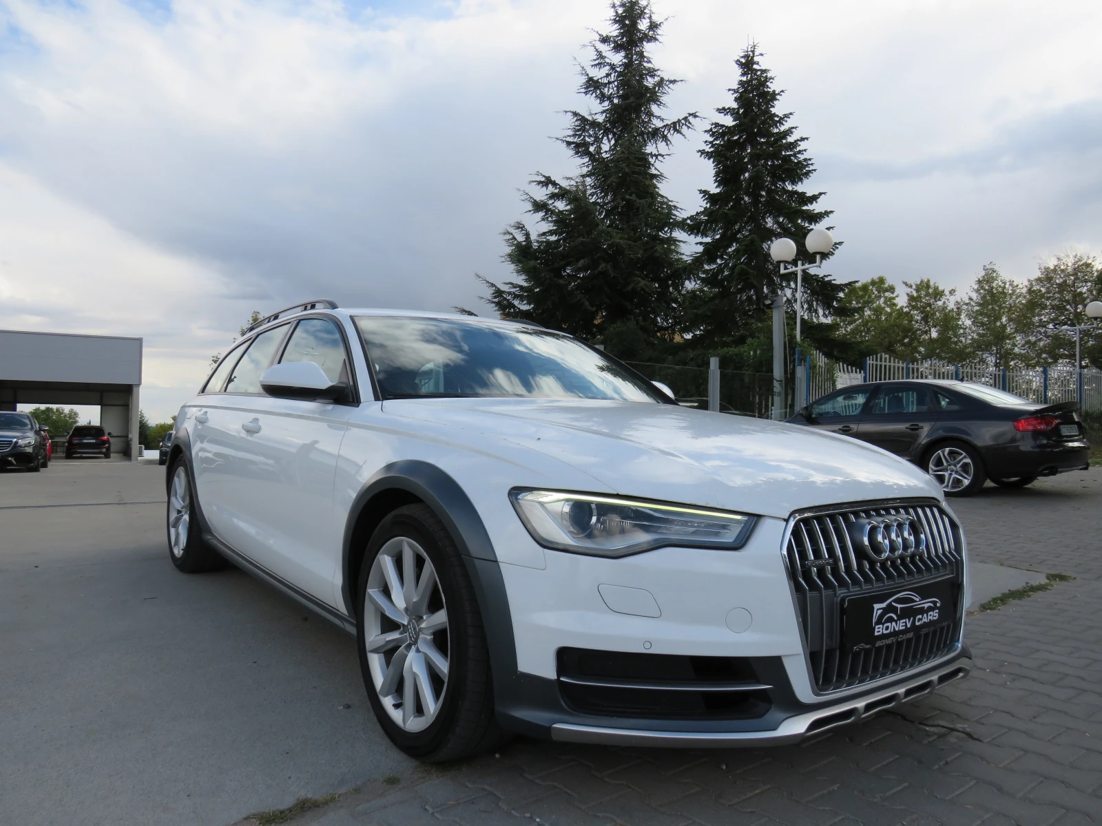 Audi A6 Allroad * 3.0TDI QUATTRO LED СМЕНЕНИ ВЕРИГИ* , снимка 3 - Автомобили и джипове - 56233592