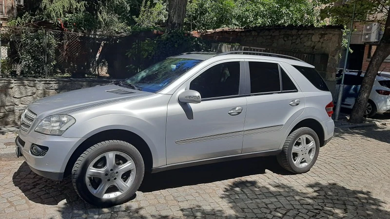 Mercedes-Benz ML 350, снимка 3 - Автомобили и джипове - 47137085