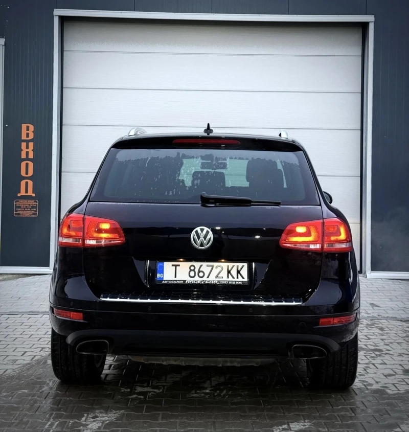 VW Touareg 3.0, снимка 3 - Автомобили и джипове - 49335801