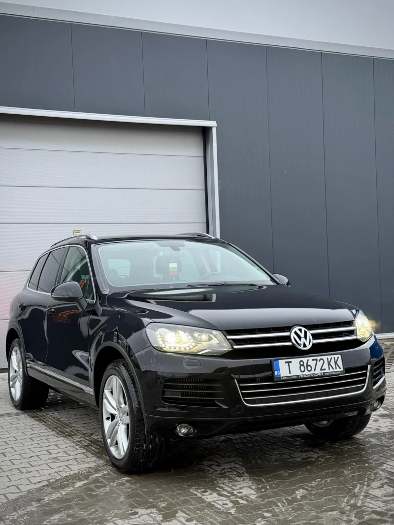 VW Touareg 3.0, снимка 1 - Автомобили и джипове - 49335801