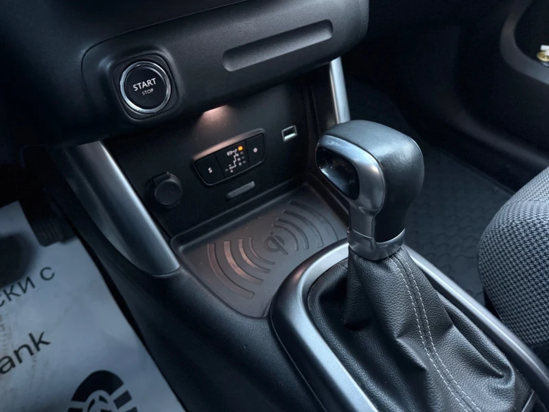 Citroen C3 Aircross 1.2 Head-up HIFI Navi Carpley, снимка 13 - Автомобили и джипове - 52983832