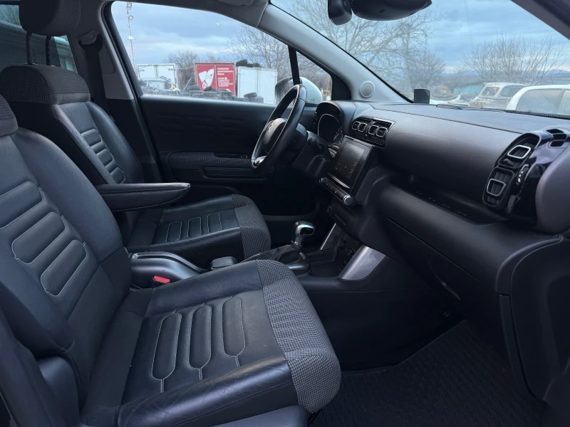 Citroen C3 Aircross 1.2 Head-up HIFI Navi Carpley, снимка 9 - Автомобили и джипове - 52983832