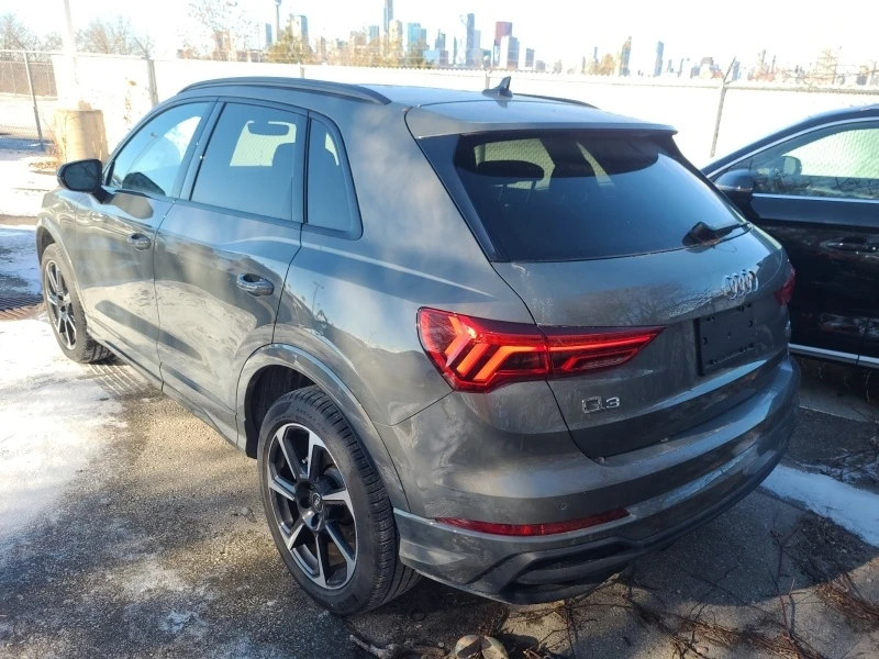 Audi Q3 * TECHNIK * CARFAX * БЕЗ ПЪРВОНАЧАЛНА ВНОСКА, снимка 15 - Автомобили и джипове - 52928465