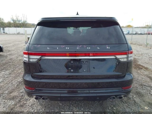 Lincoln Aviator RESERVE* AWD* PANO* DISTRONIC* CO-PILOT360* DUAL* , снимка 15 - Автомобили и джипове - 53100335