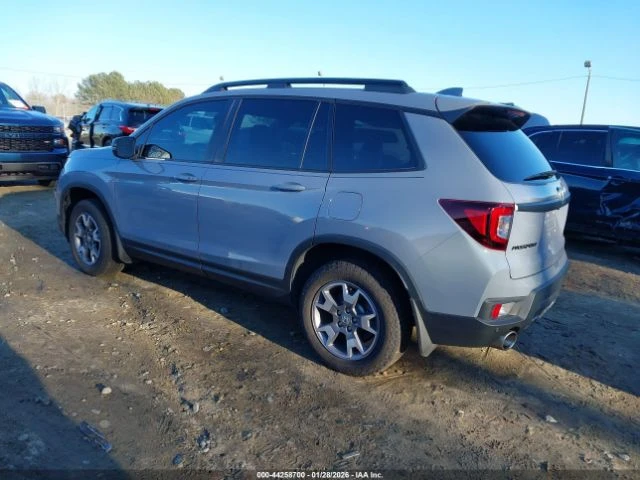 Honda Passport AWD TRAILSPORT* KEYLESS* КАМЕРИ* , снимка 4 - Автомобили и джипове - 53815312
