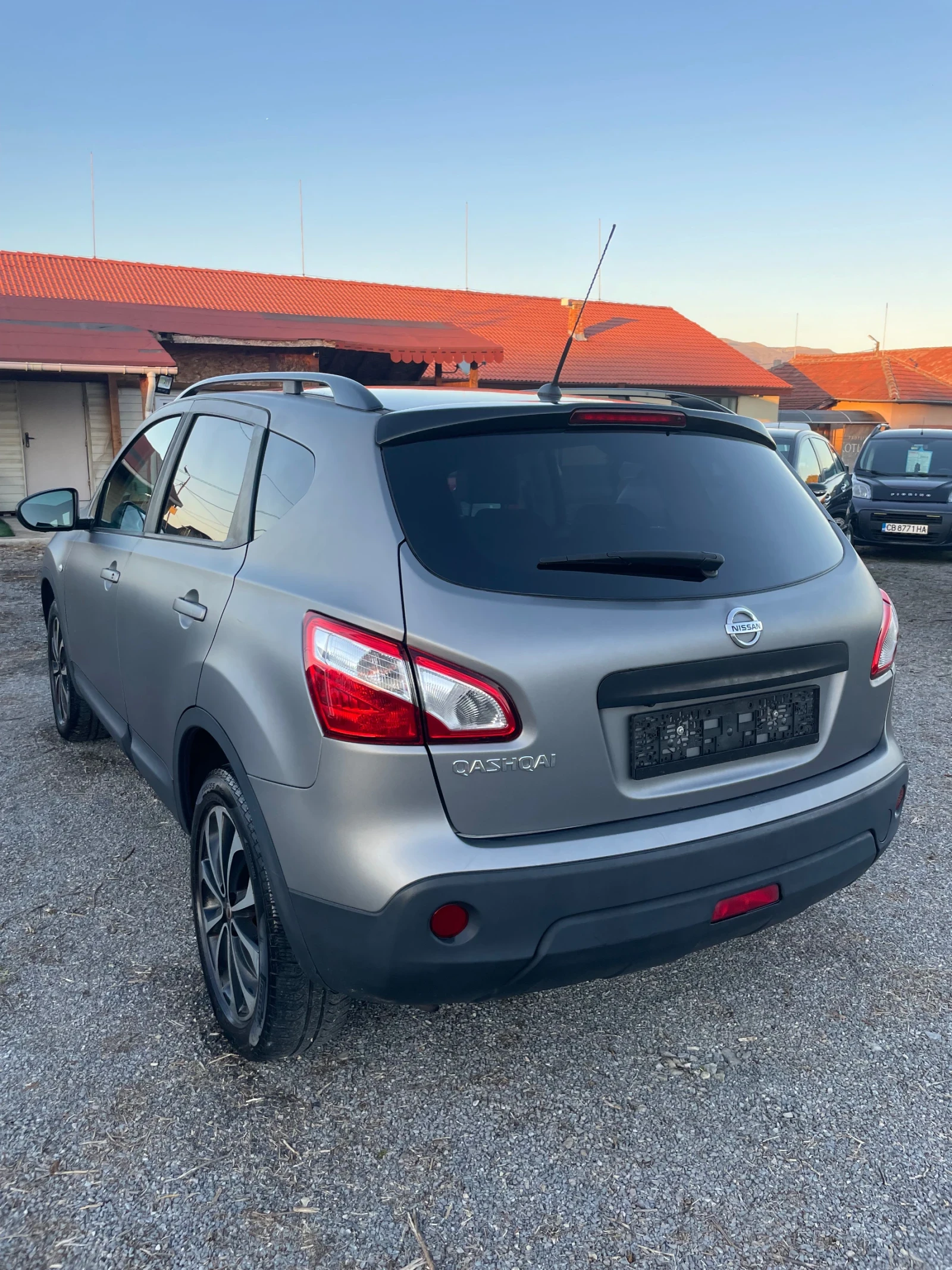 Nissan Qashqai 1.5 DCI; Navi; Panorama; 360 - изображение 4