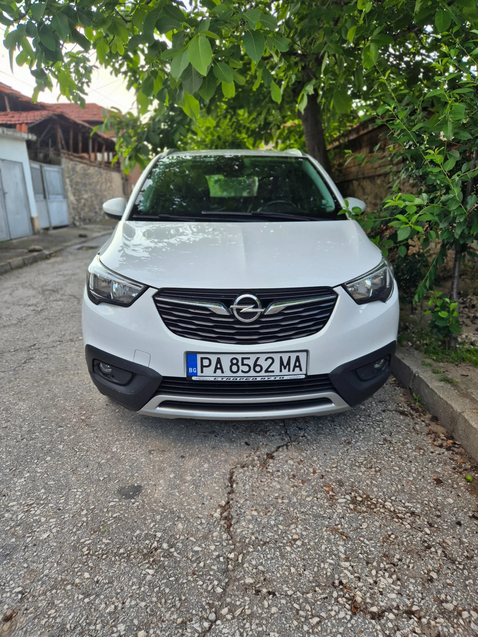Opel Crossland X 1.2 - изображение 2