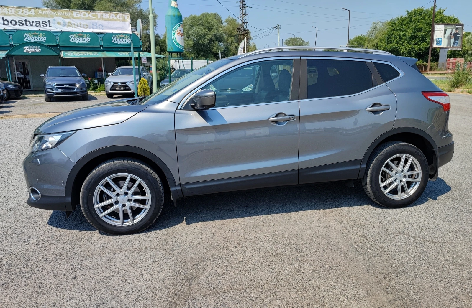 Nissan Qashqai 1, 6 dCi FULL - изображение 2