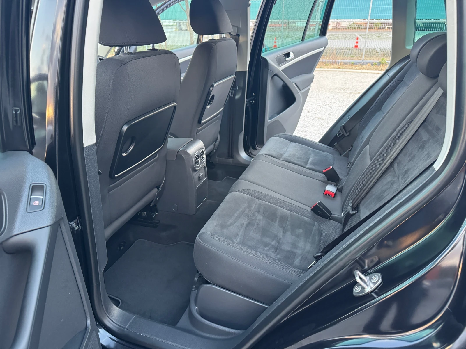 VW Tiguan 2.0 TSI 4 Motion  | Mobile.bg   12