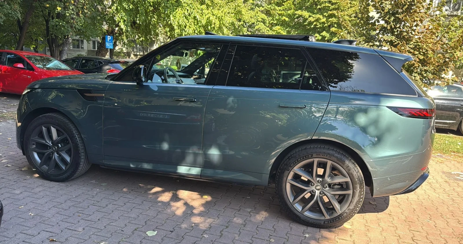 Land Rover Range Rover Sport D300 Mild Hybrid iAWD - изображение 4