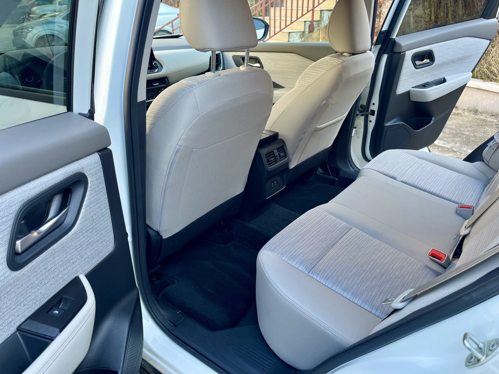 Nissan X-trail Rogue SV AWD | Mobile.bg   11