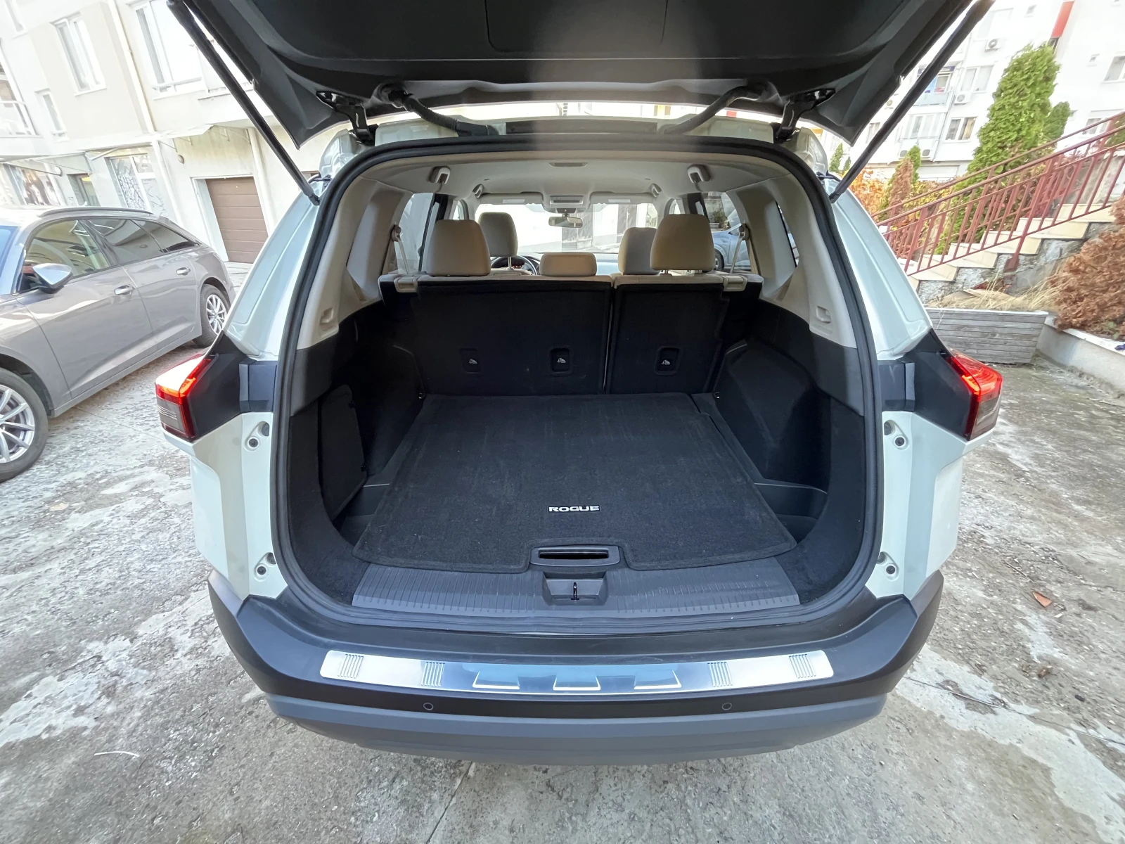 Nissan X-trail Rogue SV AWD | Mobile.bg   13