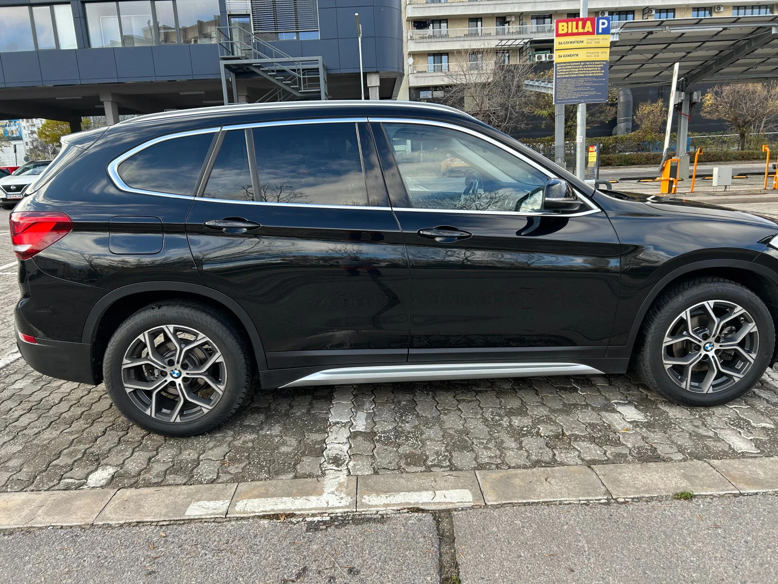 BMW X1 sDrive18i/X-Line/Aut/Pano/LED-Xenon/Ambi Light | Mobile.bg   7