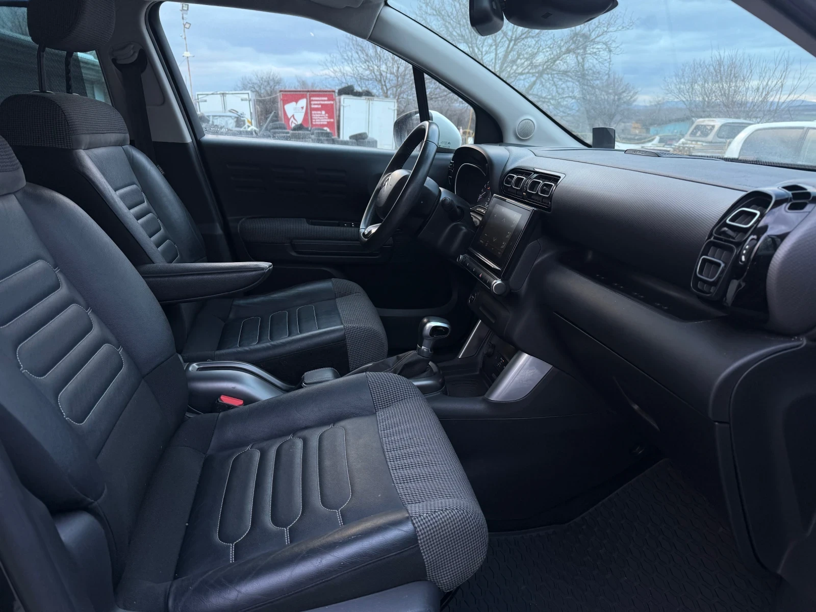 Citroen C3 Aircross 1.2 Head-up HIFI Navi Carpley - изображение 9