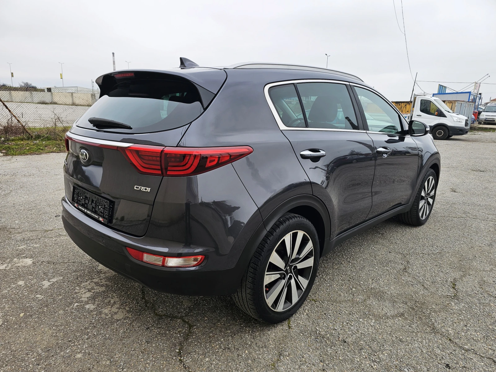 Kia Sportage 1.7 CRDI* KEYLESS GO* NAVI* CAMERA - изображение 7