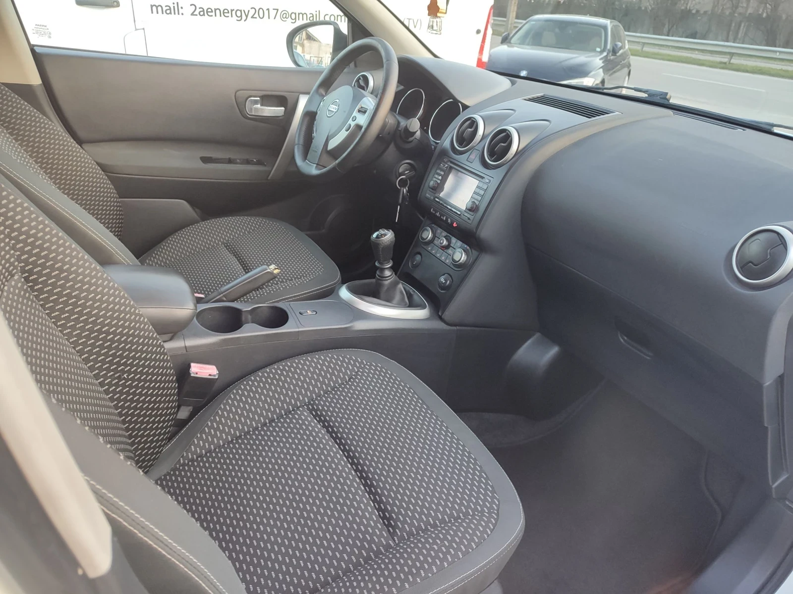 Nissan Qashqai 1.5dci 110cc, снимка 11 - Автомобили и джипове - 53826704