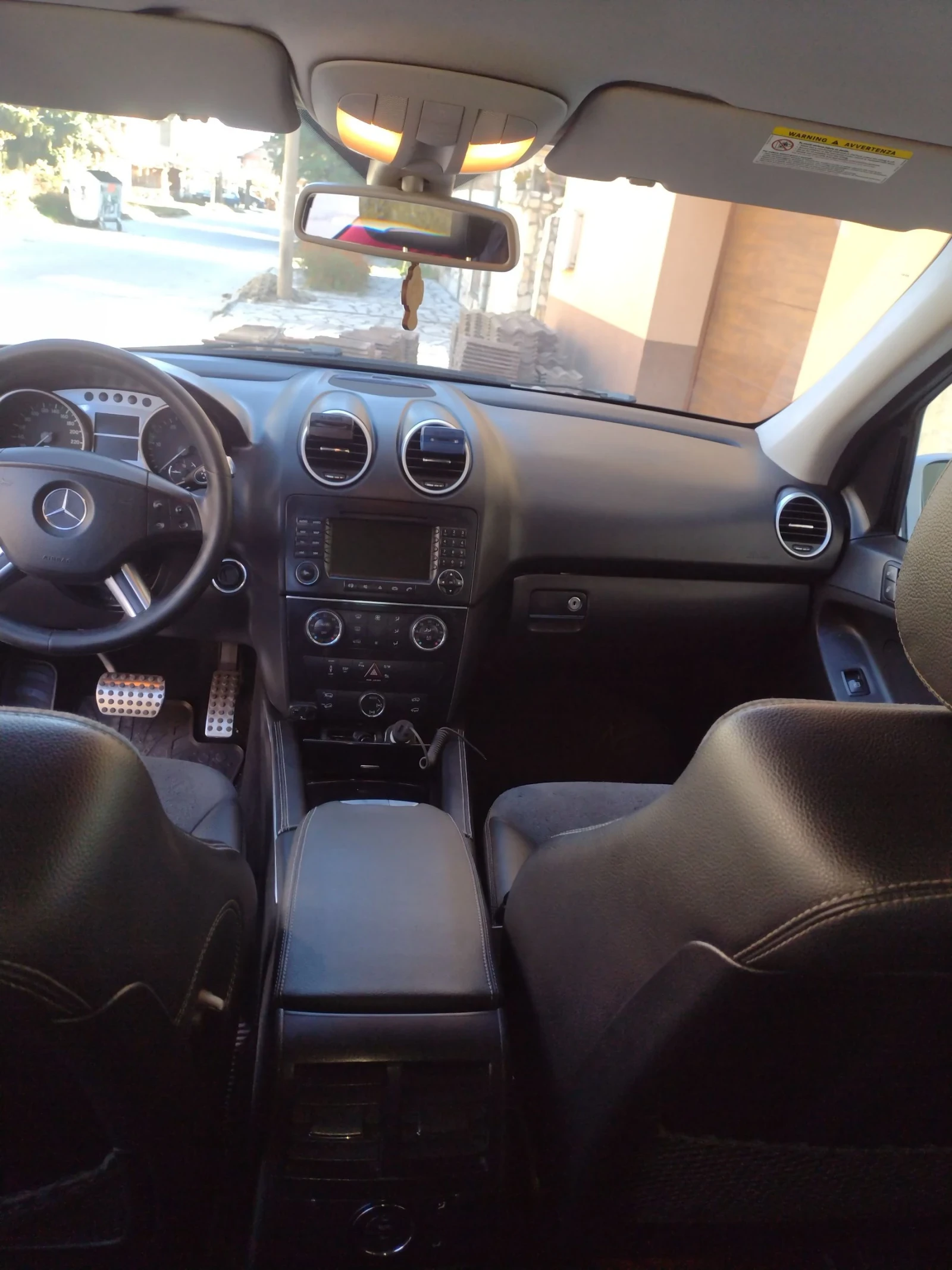 Mercedes-Benz ML 320, снимка 7 - Автомобили и джипове - 53947368