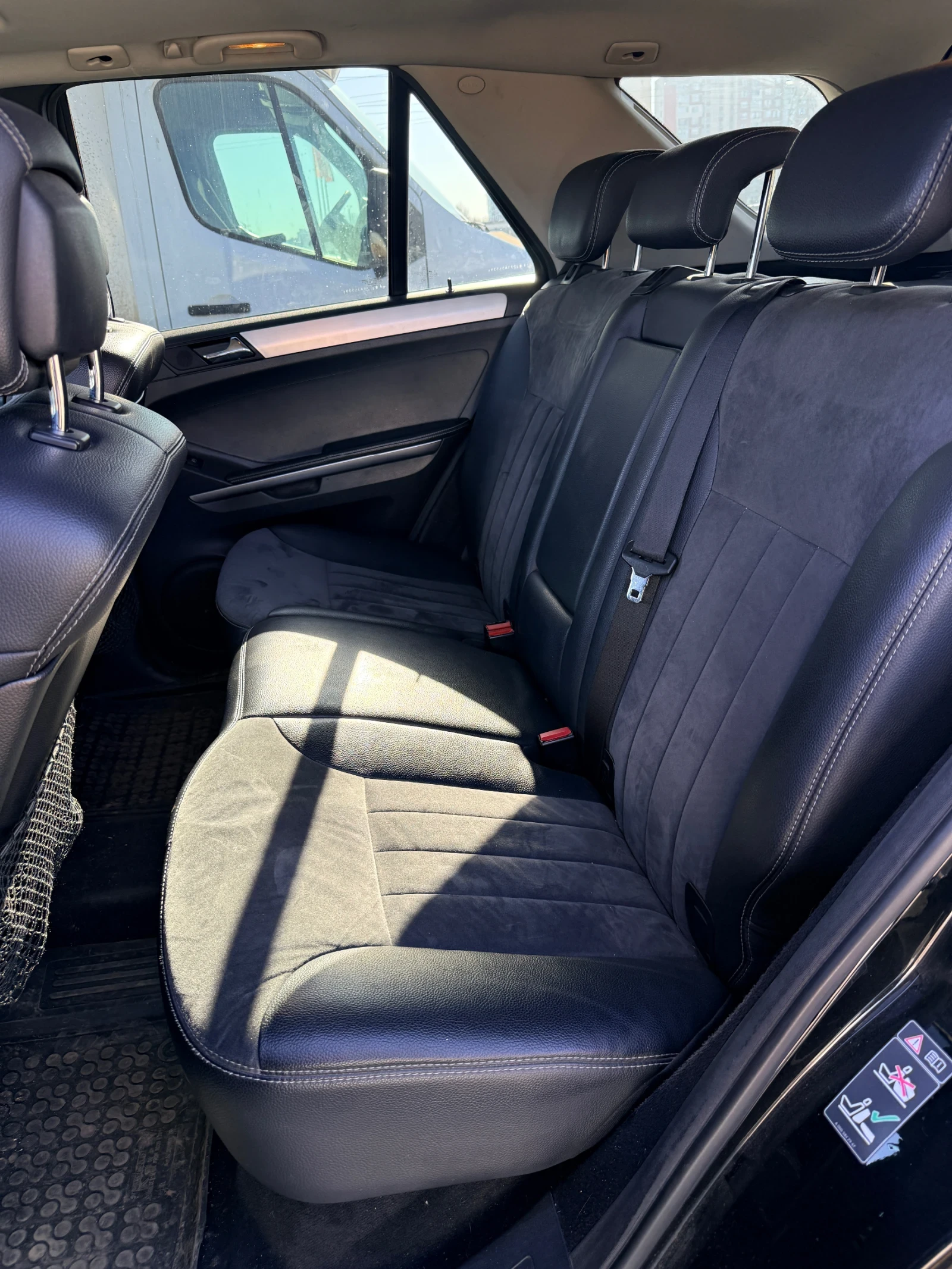 Mercedes-Benz ML 320 Ml 320 cdi 4 matic, снимка 10 - Автомобили и джипове - 54011782