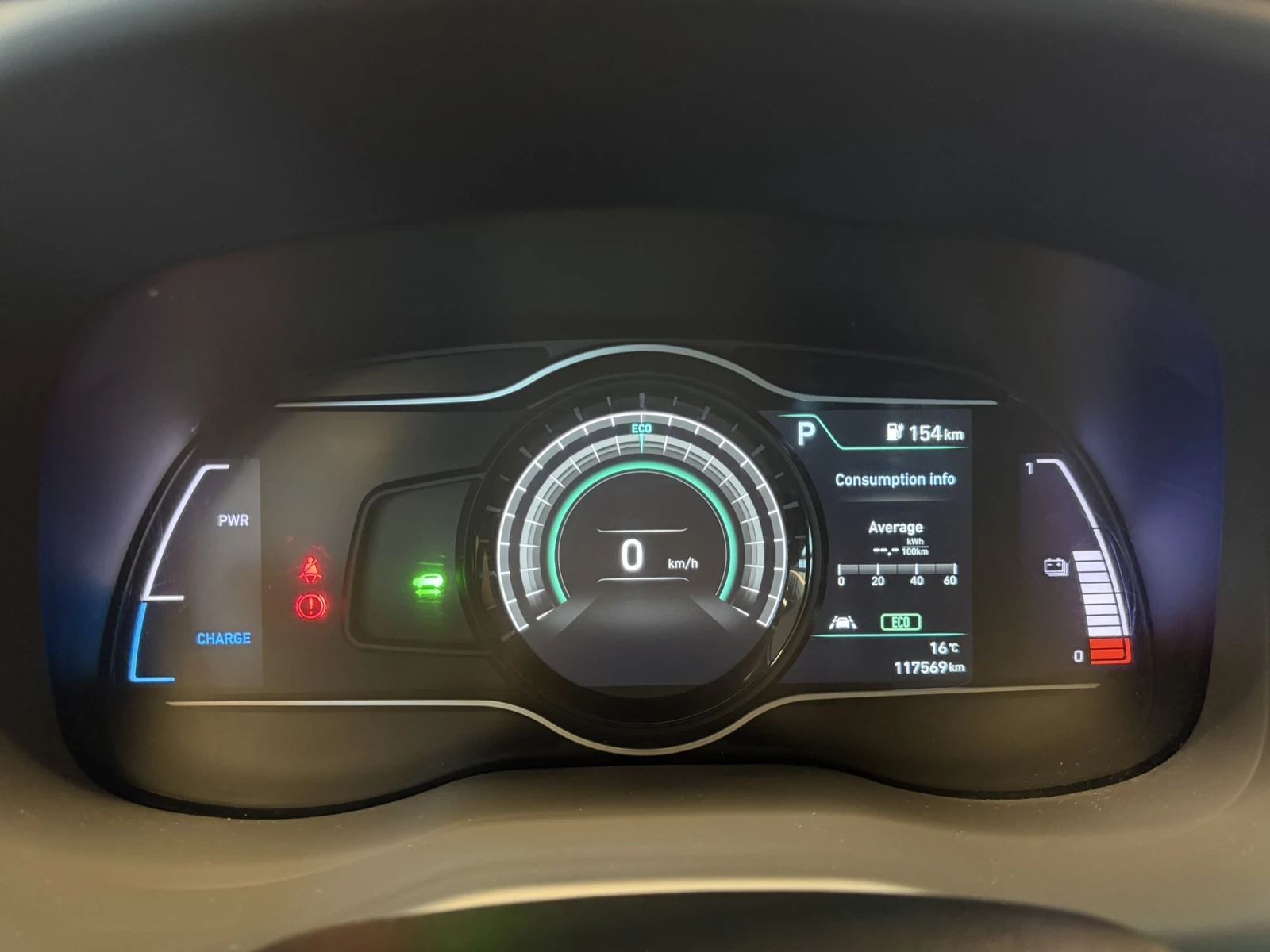 Hyundai Kona EV BASE 39 kWh, снимка 12 - Автомобили и джипове - 54237657