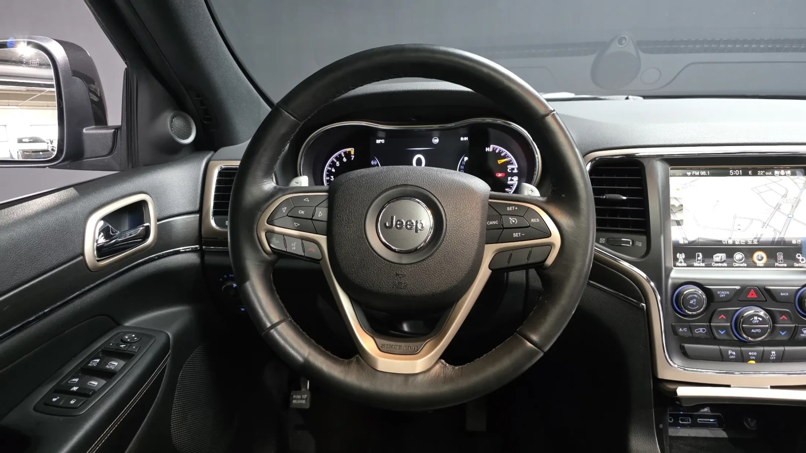 Jeep Grand cherokee 4x4 LIMITED * ОБДУХВАНЕ * ПАНОРАМА, снимка 9 - Автомобили и джипове - 54463900