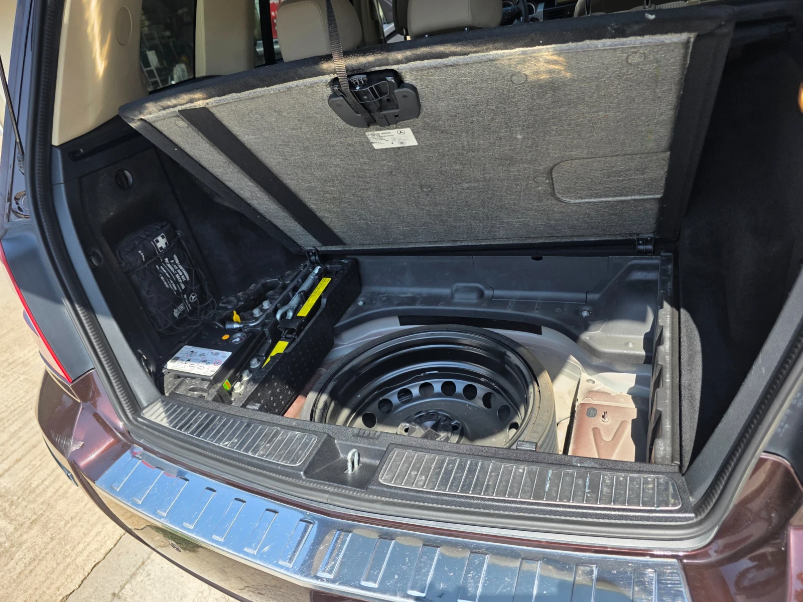 Mercedes-Benz GLK, снимка 13 - Автомобили и джипове - 55889891