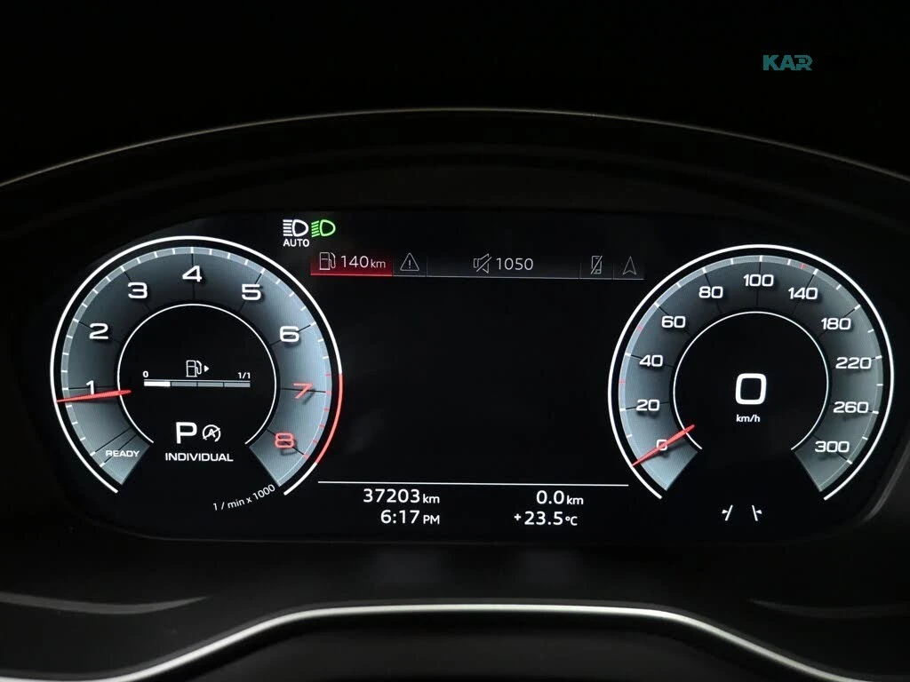 Audi Q5 Ambient * Панорама * АвтоКредит (ЦЕНА ДО БГ), снимка 13 - Автомобили и джипове - 56135040