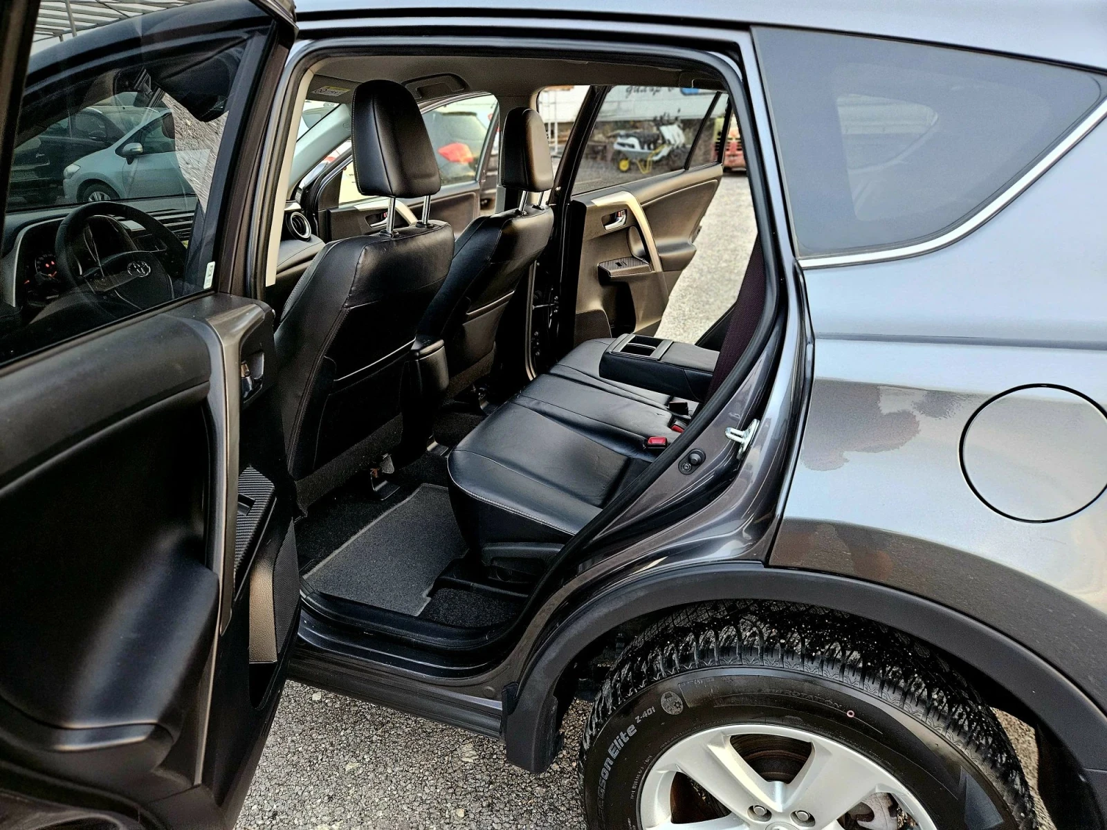Toyota Rav4 2.0 D4D | Mobile.bg � ����������� 10