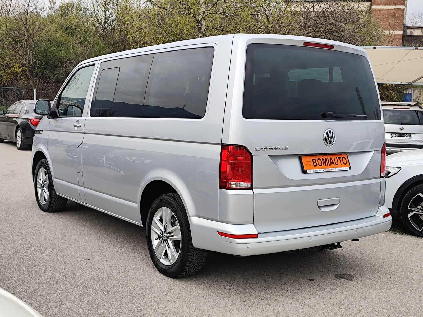 VW Caravelle 2.0TDi* EURO6D* NAVI* 9МЕСТА* , снимка 6 - Бусове и автобуси - 54212730