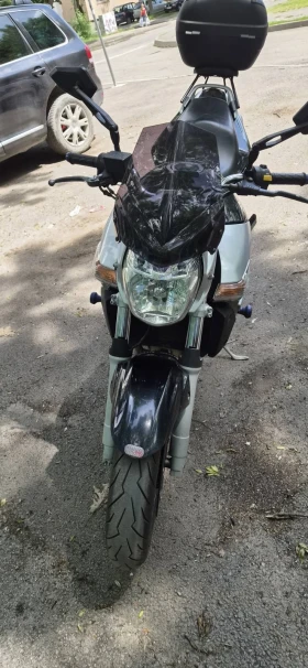 Suzuki Gsr, снимка 1