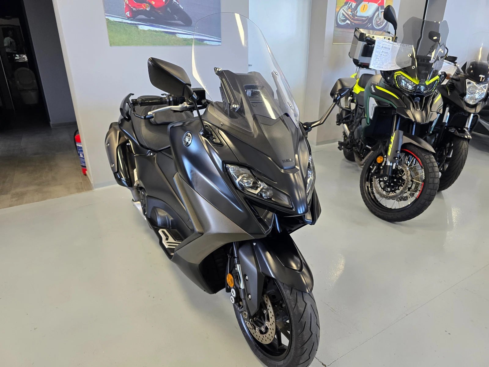 Yamaha T-max 560ie, ABS-TCS, Keyless, 2023�. | Mobile.bg � ����������� 9