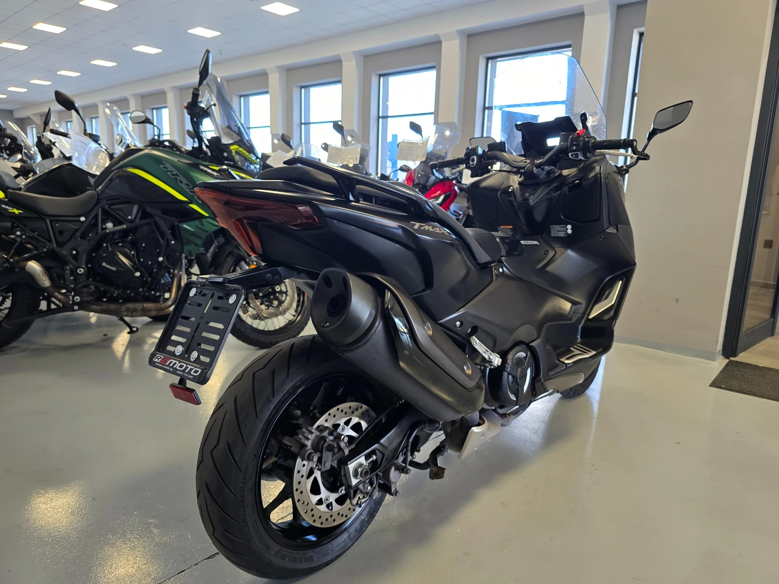 Yamaha T-max 560ie, ABS-TCS, Keyless, 2023�. | Mobile.bg � ����������� 4