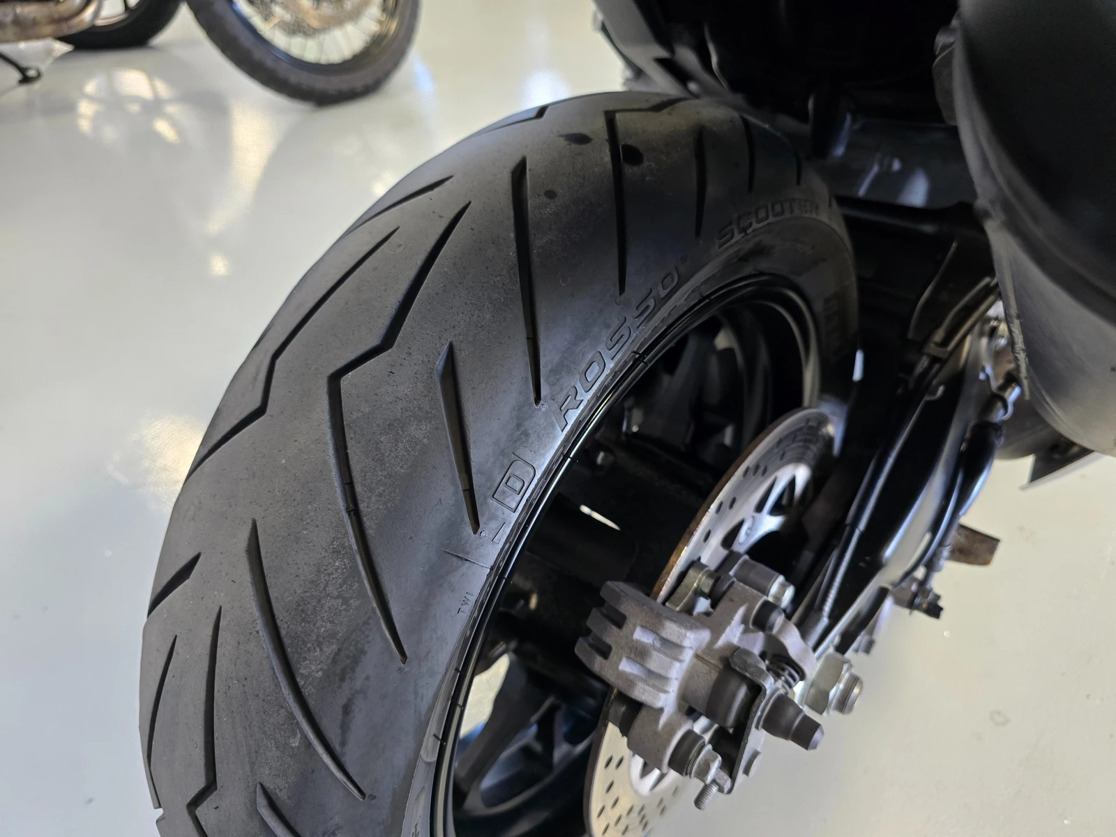 Yamaha T-max 560ie, ABS-TCS, Keyless, 2023�. | Mobile.bg � ����������� 13