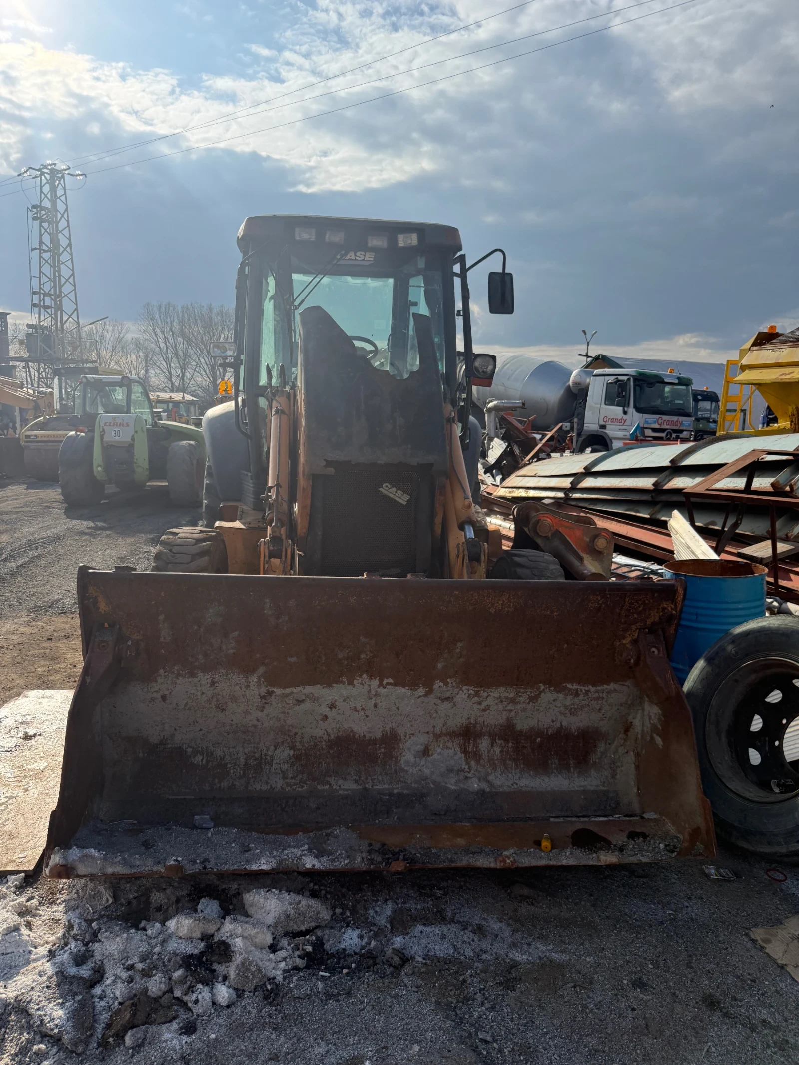 Багер Case 580SR-4PT, снимка 3 - Индустриална техника - 54062252