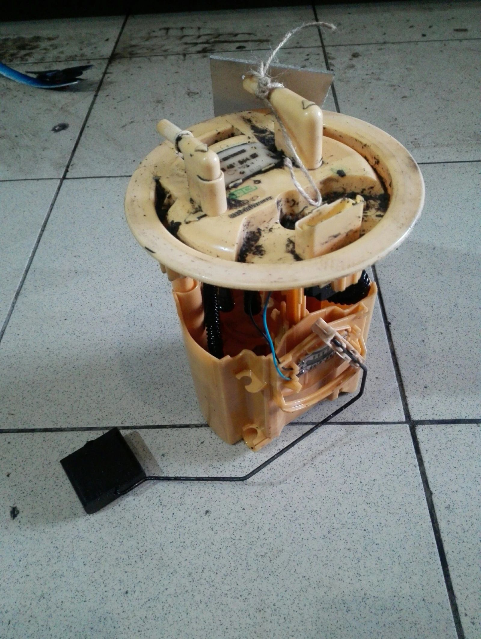   206 1.4 | Mobile.bg   1