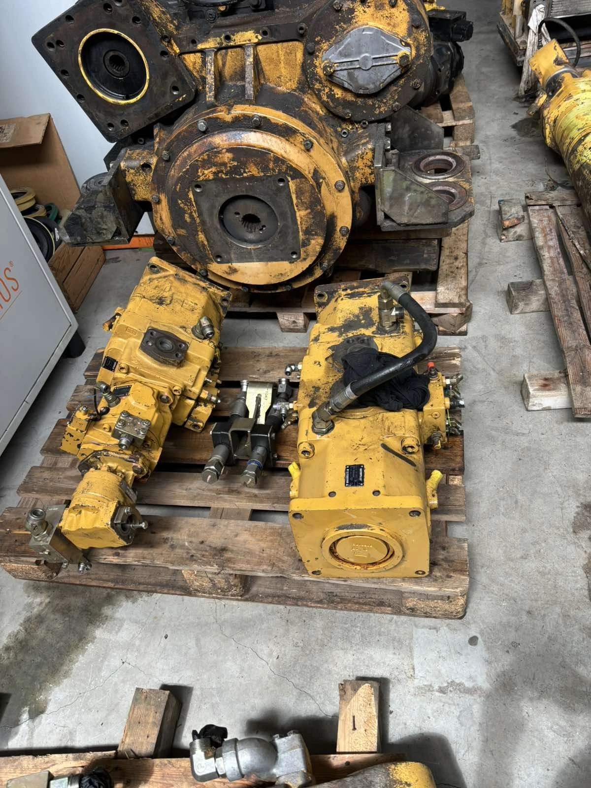 �������� ����� �� Caterpillar 365 | Mobile.bg � ����������� 3