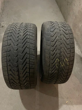 Гуми Зимни 255/45R18, снимка 1