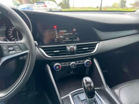 Alfa Romeo Giulia * Q4 * ПОДГРЕВ * NAVI * ZF8, снимка 9