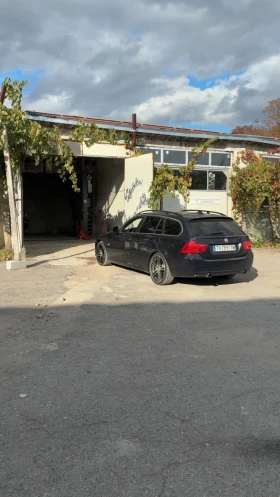BMW 335 Автомобила е в топ състояние , снимка 4