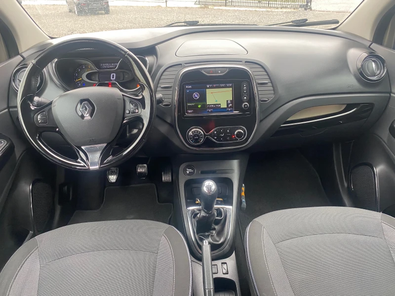 Renault Captur 1.5dci, снимка 14 - Автомобили и джипове - 47285632