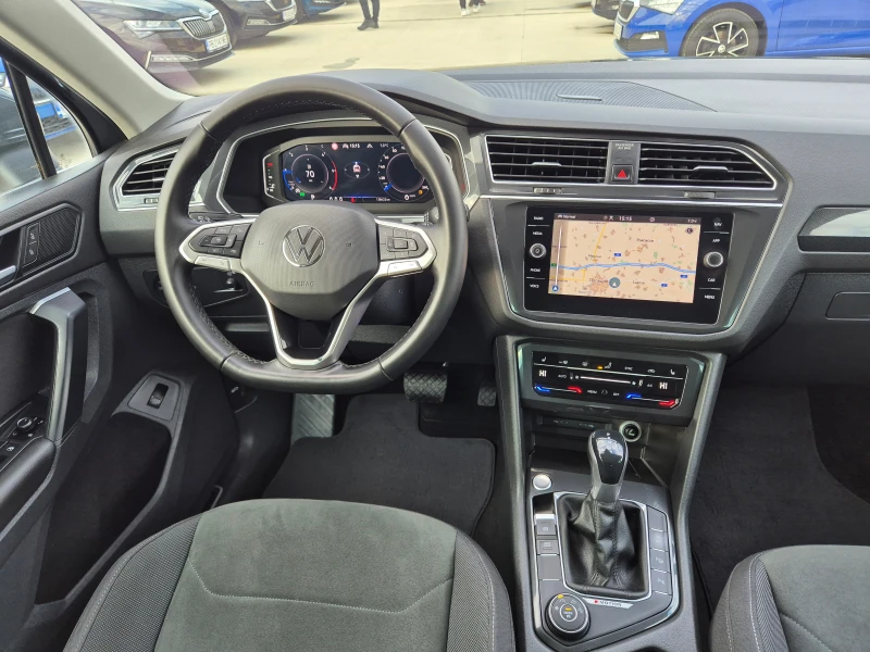 VW Touran С-Гаранция-4х4-2.0TDI-А/Т-150кс., снимка 13 - Автомобили и джипове - 48788571